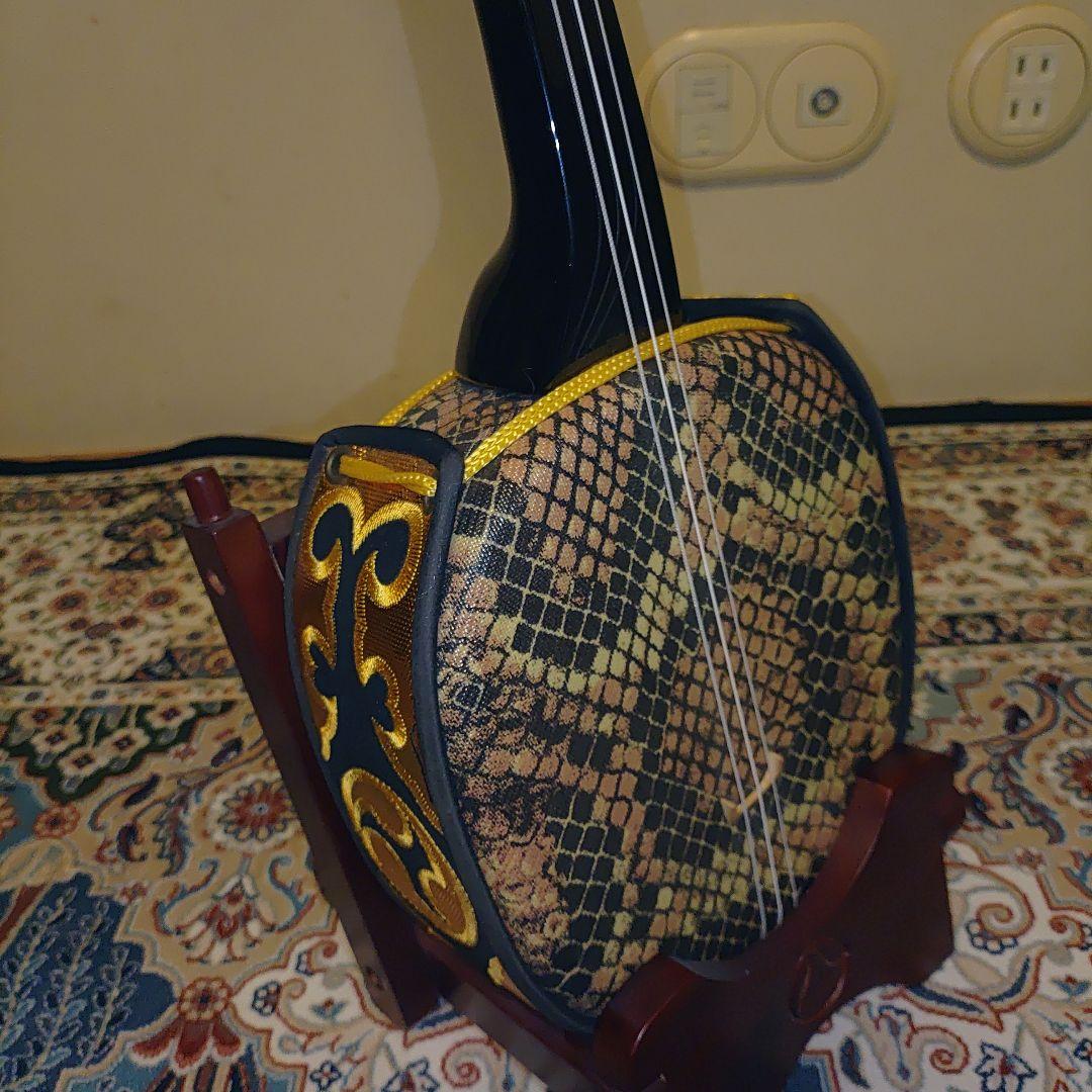 沖縄三線　真壁　扱いやすい人工皮貼り