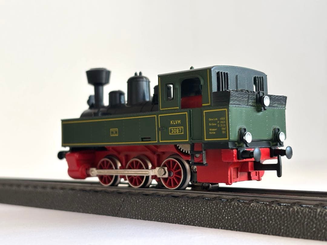 ヤマメ275chan　メルクリン　3087 蒸気機関&BR141 E41