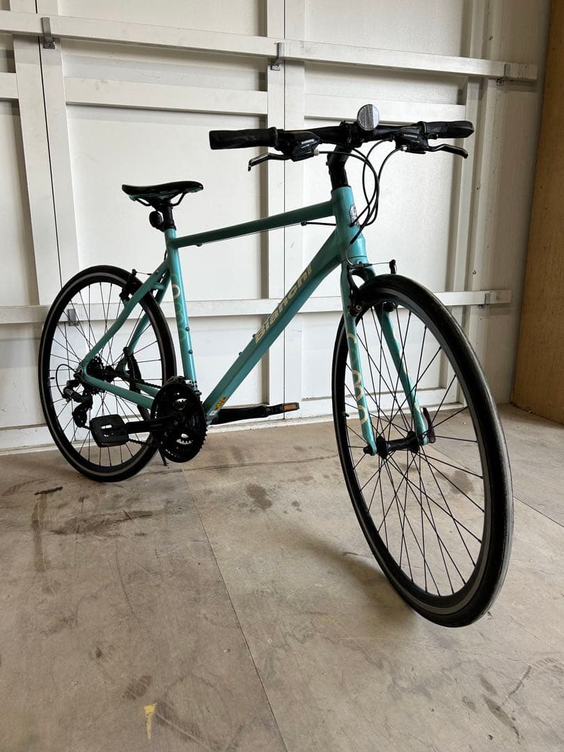 Bianchi クロスバイク アルミフレーム SHIMANO 24段変速