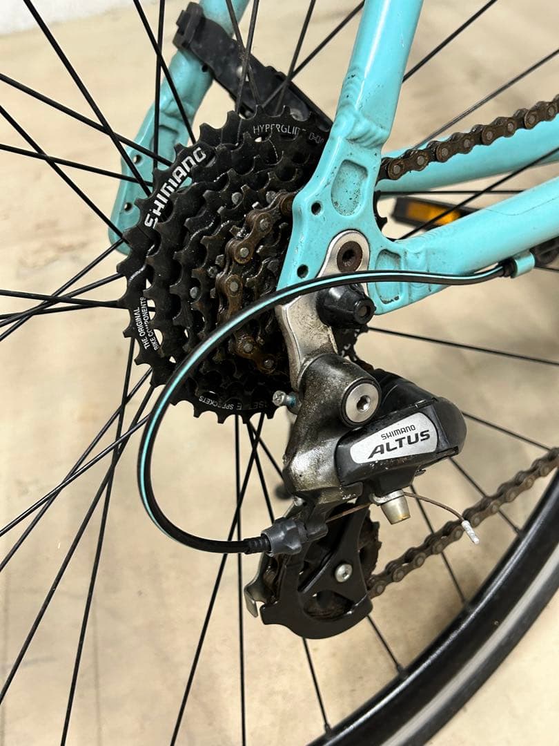 Bianchi クロスバイク アルミフレーム SHIMANO 24段変速
