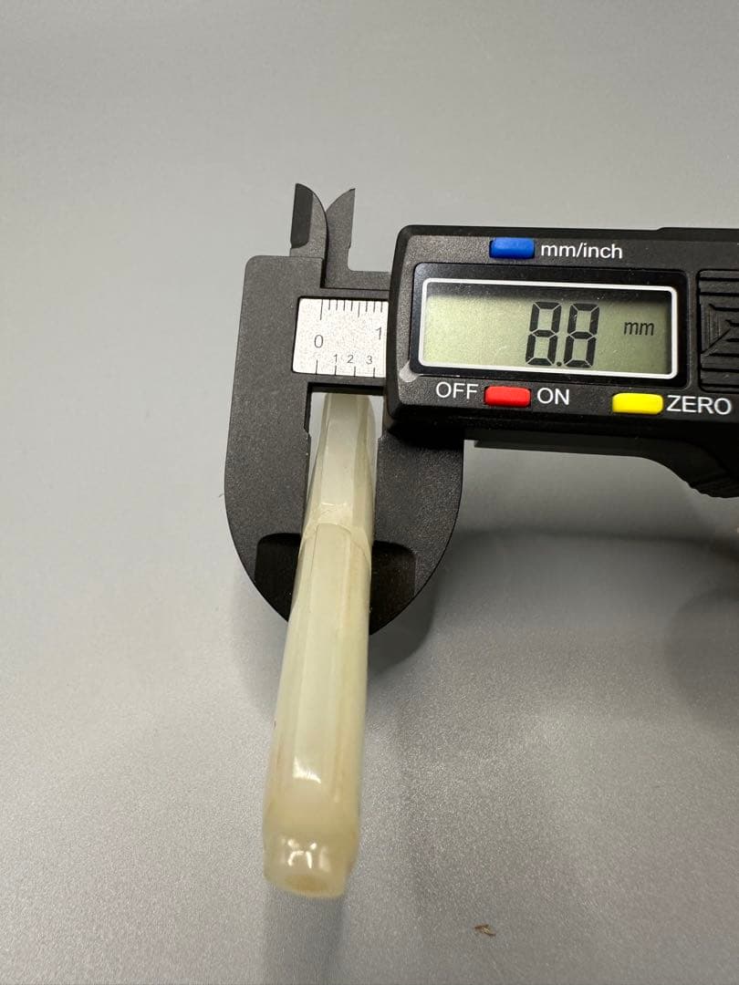 和田玉 長方形彫刻 2点セット ループタイ 古砡　白砡　根付　天然素材 置物骨董