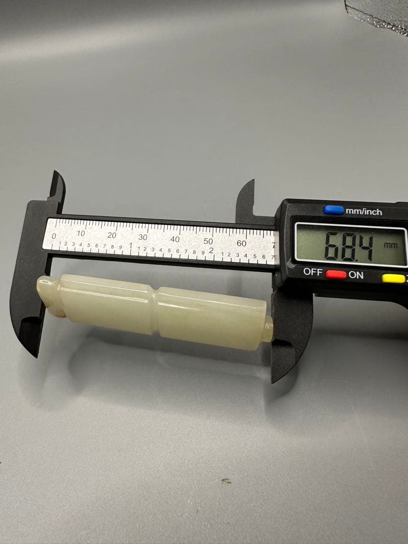 和田玉 長方形彫刻 2点セット ループタイ 古砡　白砡　根付　天然素材 置物骨董