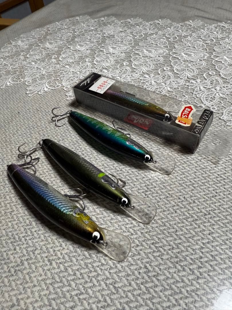 【廃盤、人気サクラマスルアー】アルボル、鬼鱒まとめ売り　新品有り