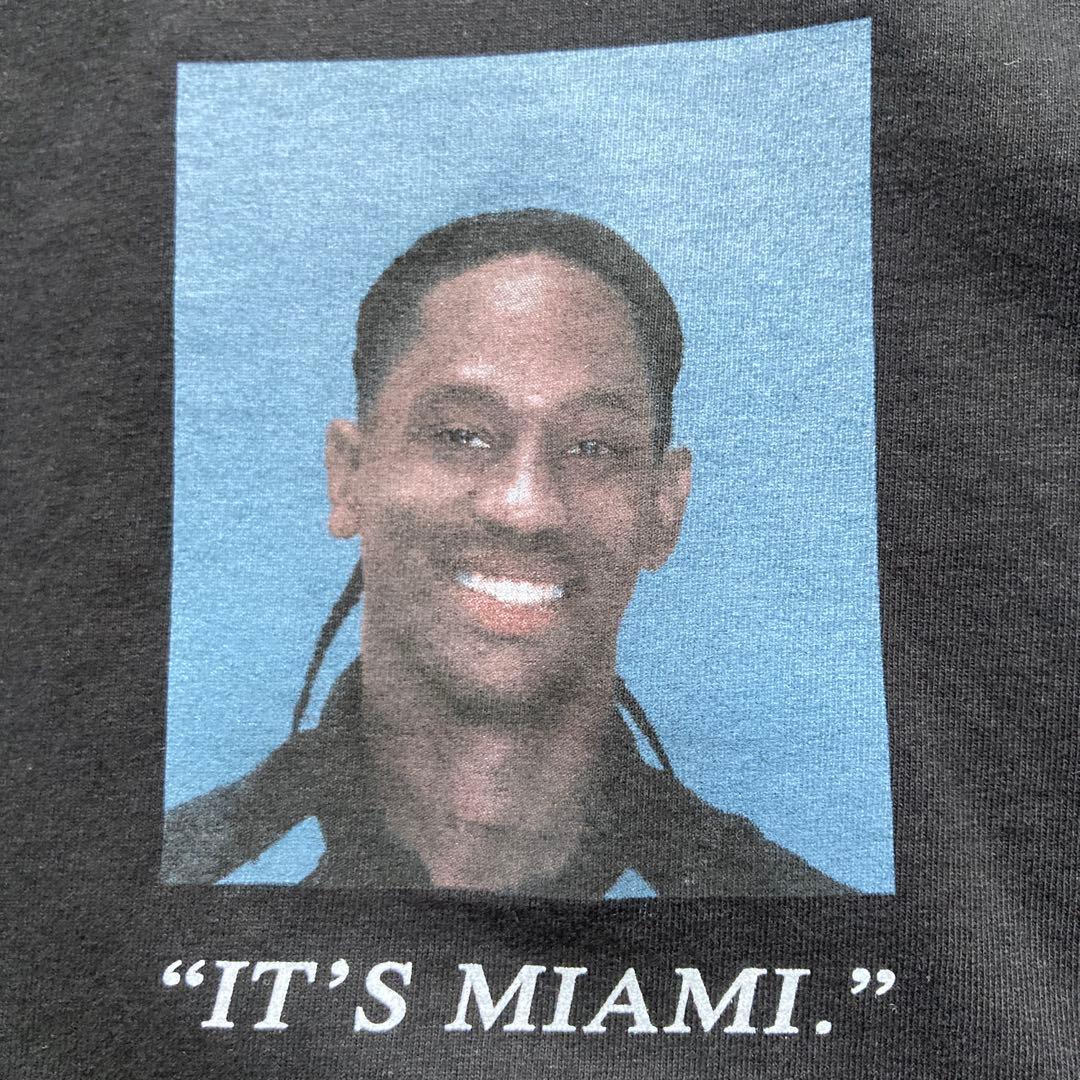 ミュージシャン Travis Scott Free the rage Tee L