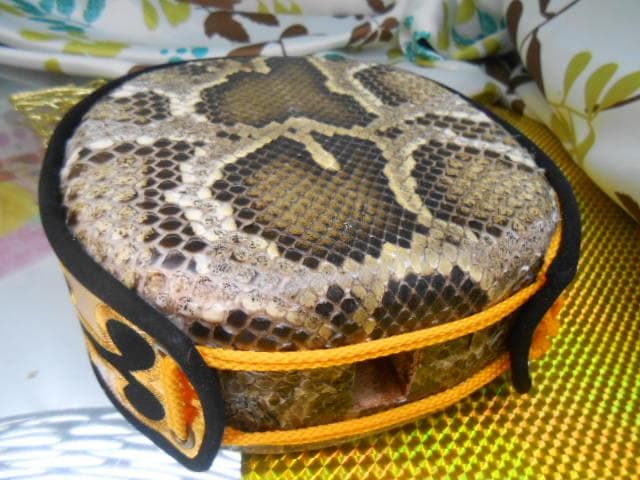 新品未使用(送料無料)19.980円　盛嶋開鐘蛇皮強化(二重張)型チーガ