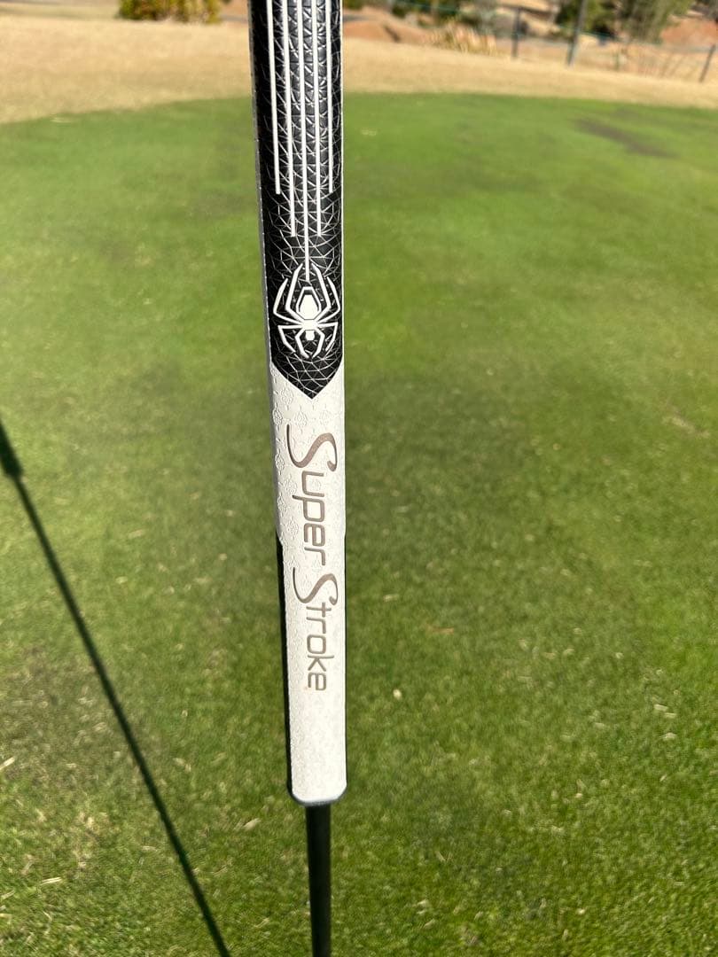 テーラーメイド　ゼロトルクパター