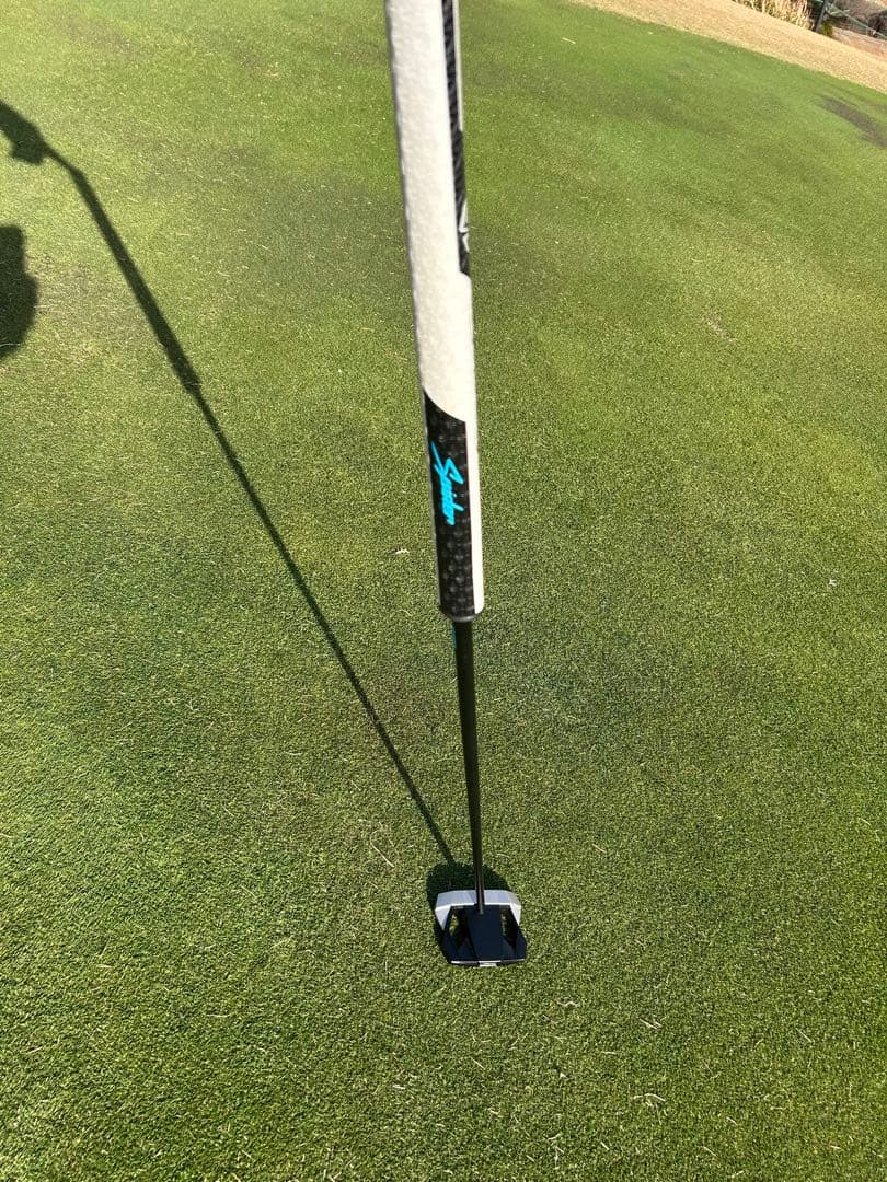 テーラーメイド　ゼロトルクパター