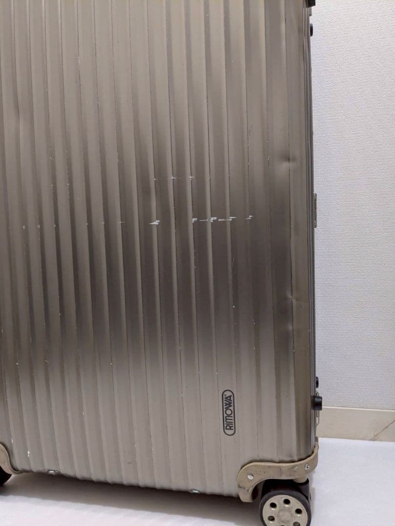 リモワ トパーズ チタニウム シャンパンゴールド TOPAS 98L 4輪