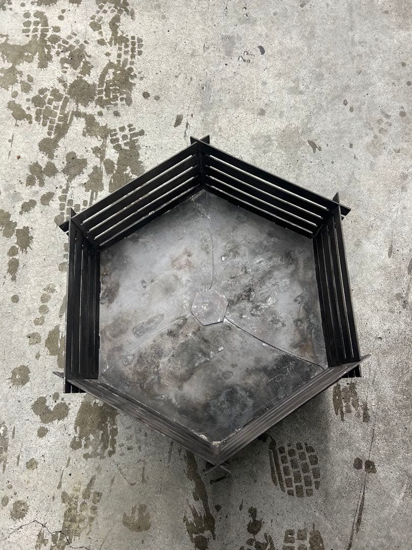 焚き火台　「YAGU-M」