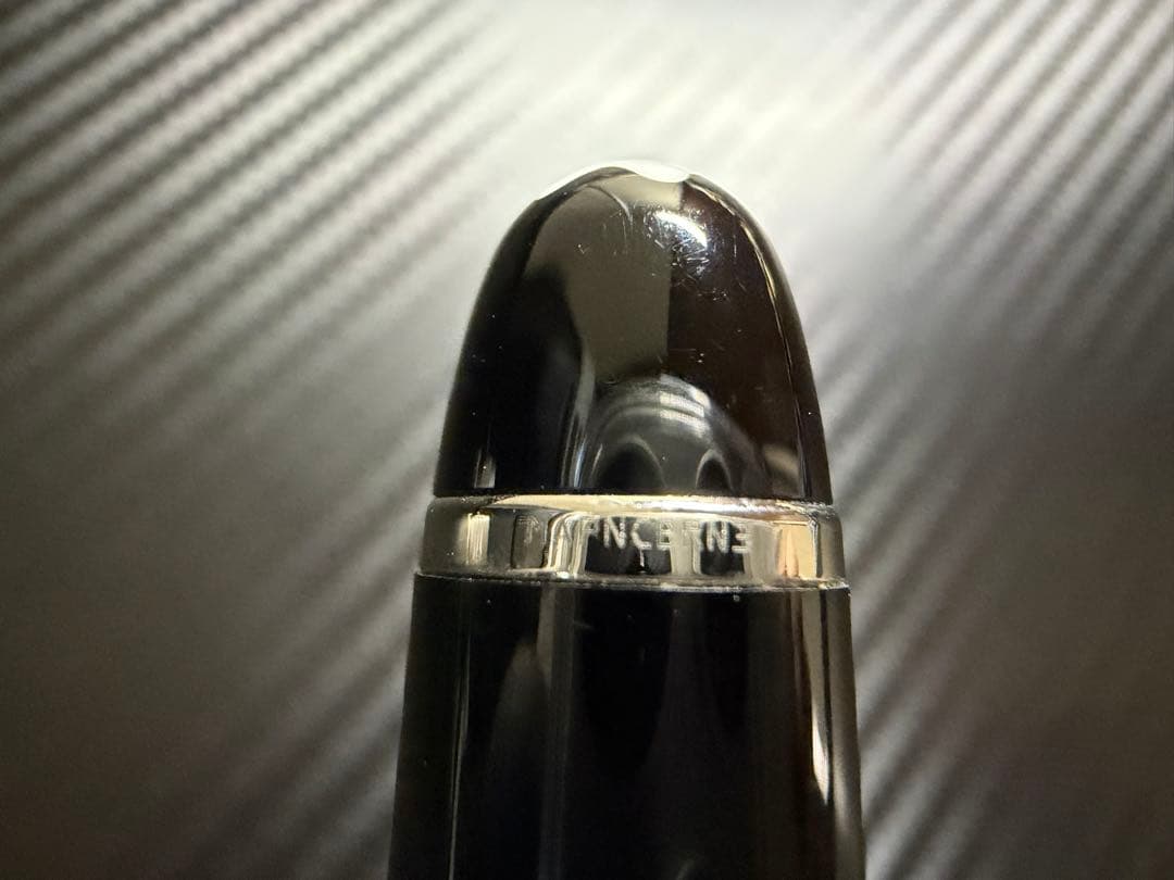 未使用に近い モンブラン マイスターシュテュック ミッドサイズ ボールペン