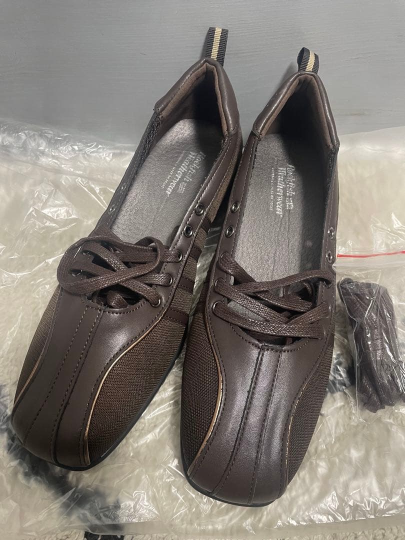 BLISS LACEUP SNEAKERS レースアップフラットシューズ