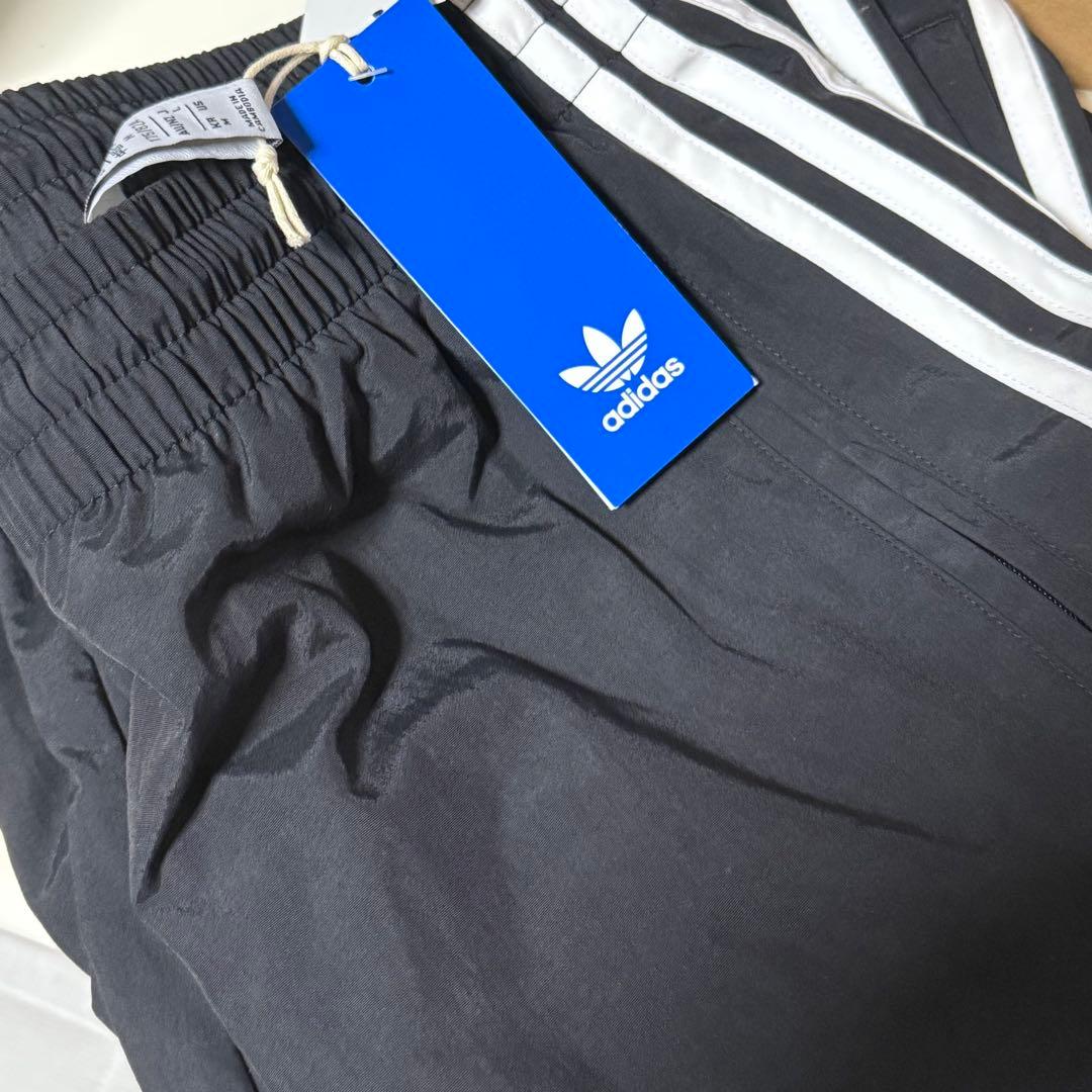 アディダス　トラックパンツ　新品タグ付き