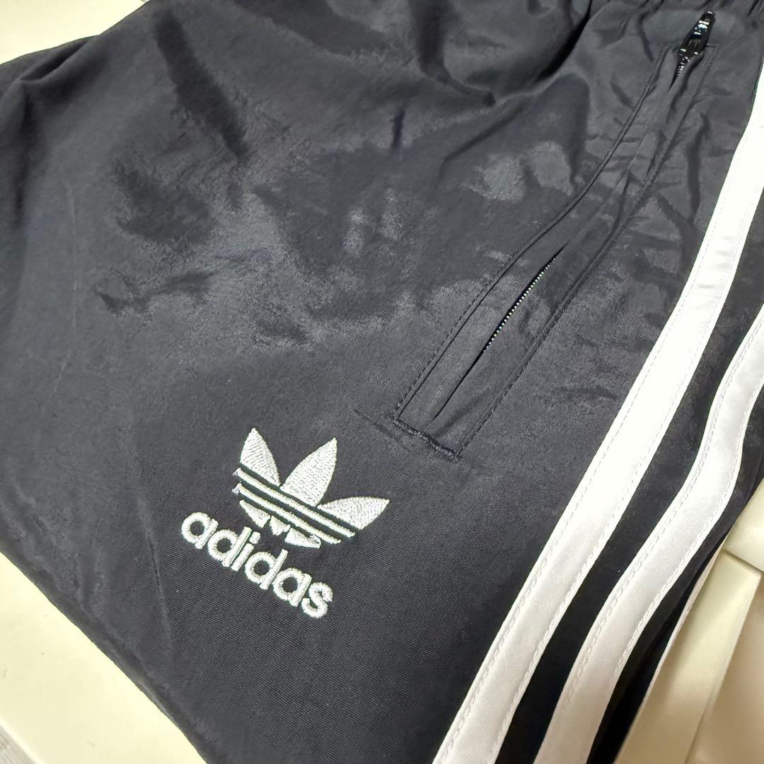 アディダス　トラックパンツ　新品タグ付き