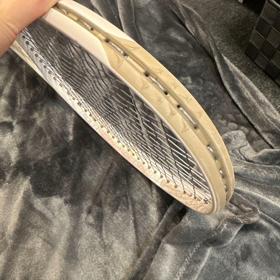 【最終値下】YONEX VCORE 100 サンドベージュG2 ※リグリップあり