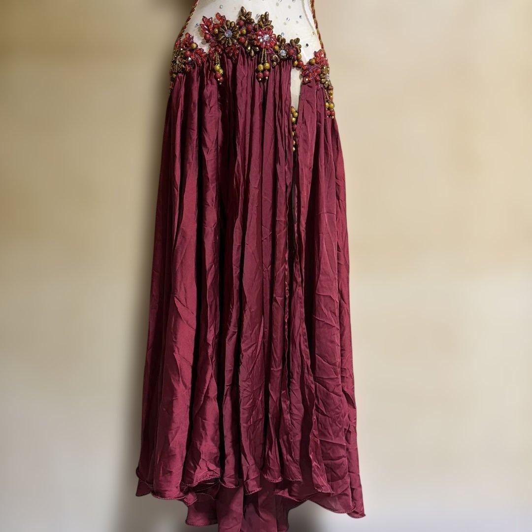 ベリーダンス セットアップ 赤とベージュ