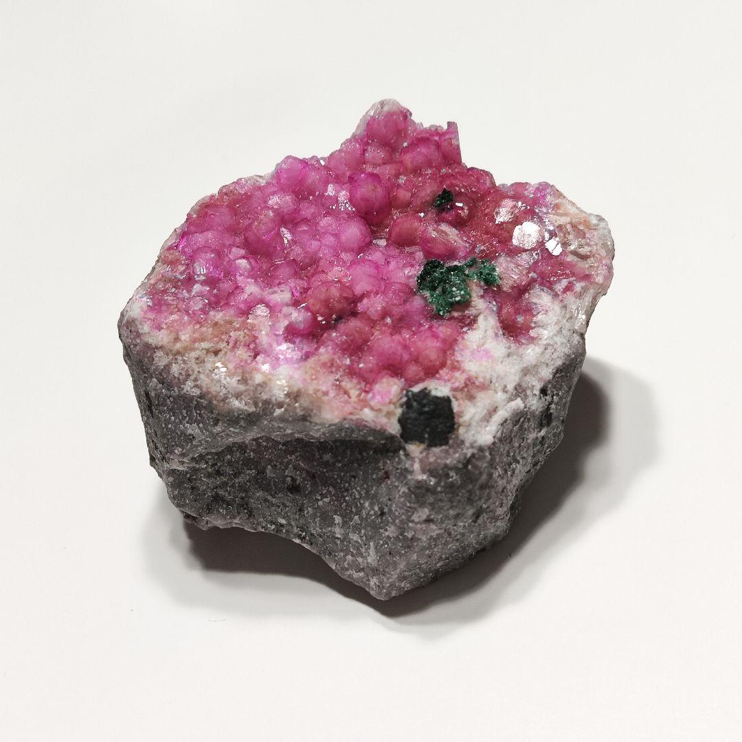 パワーストーン　天然石　コバルトカルサイト　原石　 127g　No.984