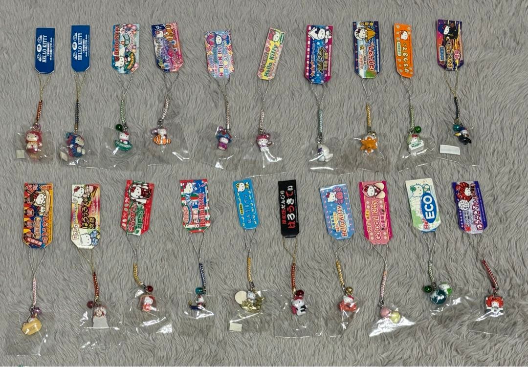 ご当地キティ　根付けストラップ　まとめ売り