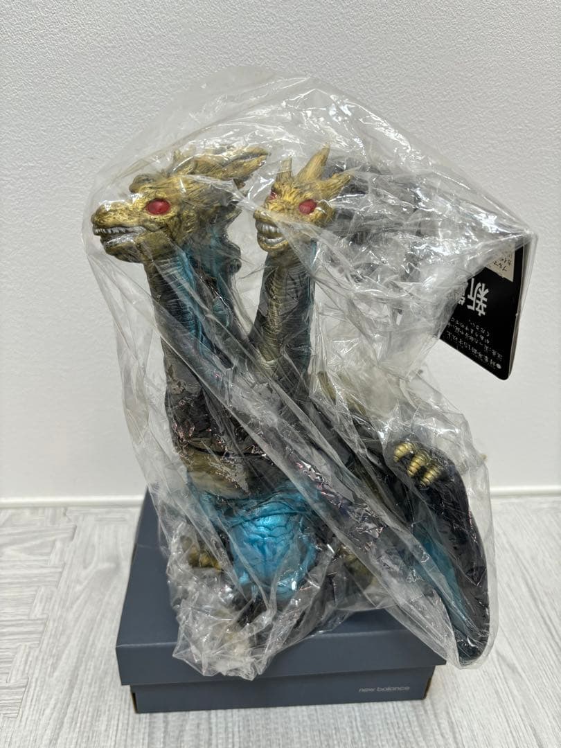 ブルマァク　カイザーギドラ　ソフビ