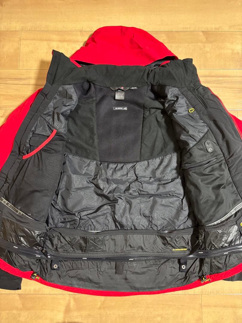 ミレー　MILLET レッド スノーボード・スキーウェア メンズ