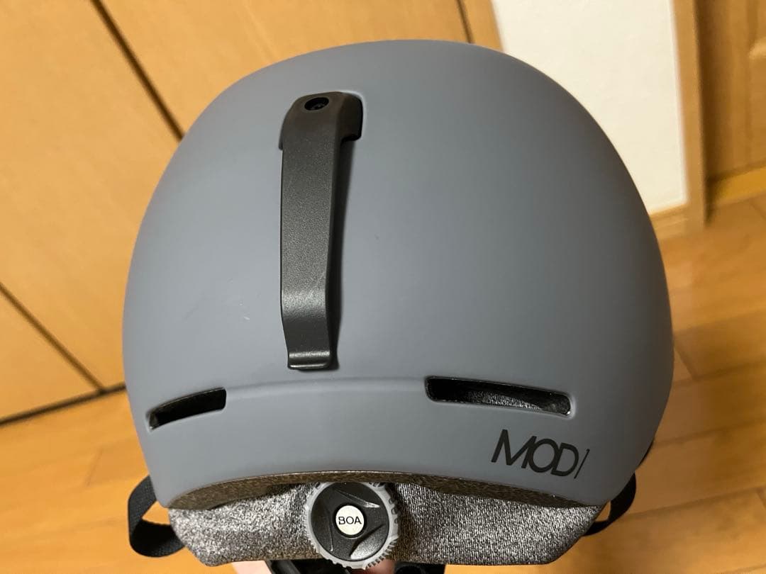 オークリー　ヘルメット Lサイズ 収納バッグ付き