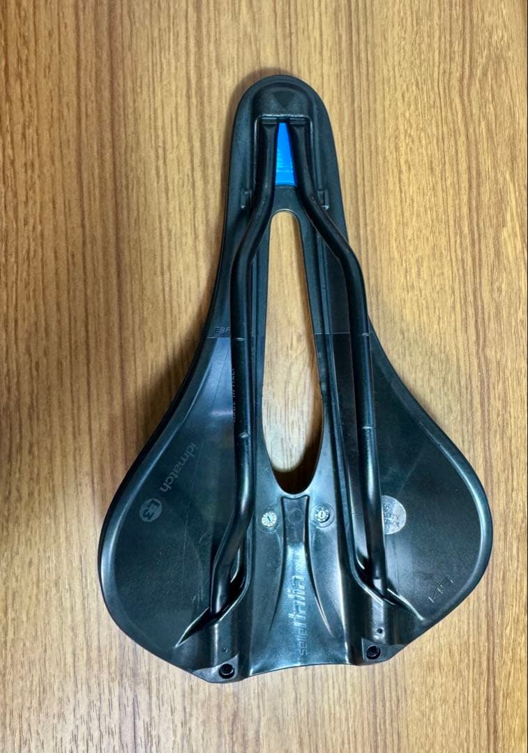 パーツ SELLE ITALIA Novus Boost Evo TM 145mm