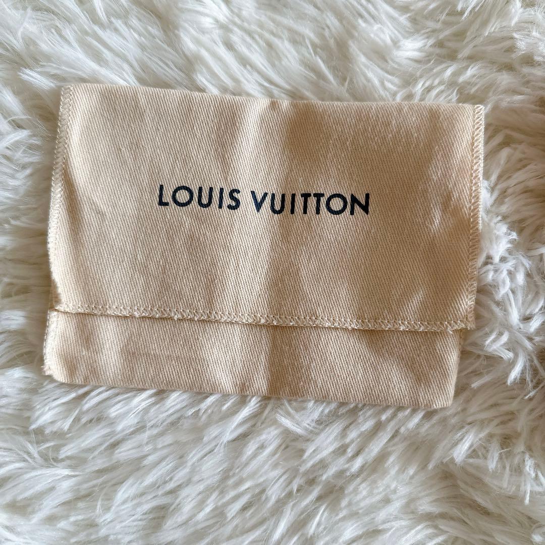 abc様　ブラウスとルイヴィトン空箱 保存袋 ショッパー リボン