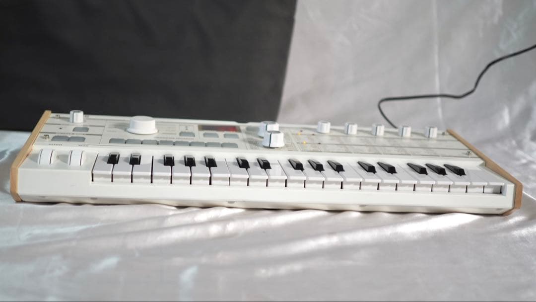 コルグ microKORG S ホワイト