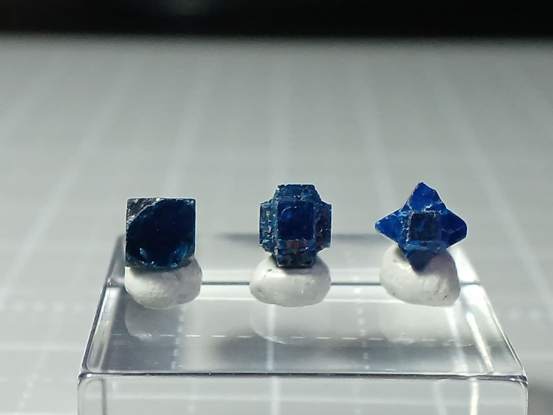 ひじキング　キュマンジュ石　擬ボレオ石　ボレアイト　原石セット　鉱物標本