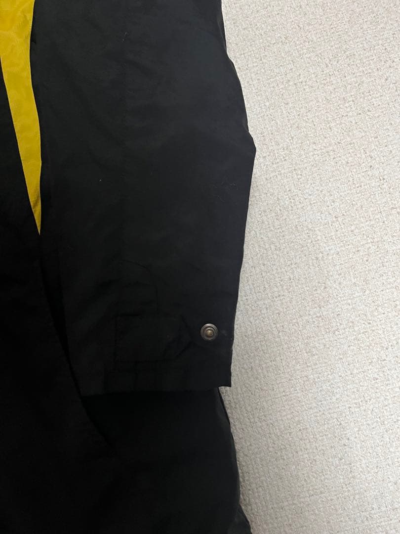 ☆USED☆ アスレタ ウインドブレーカー 140センチ ブラック