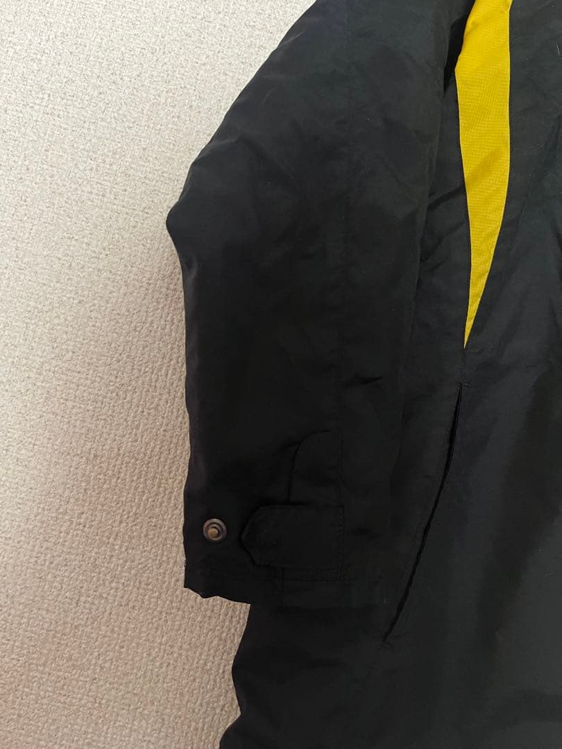 ☆USED☆ アスレタ ウインドブレーカー 140センチ ブラック