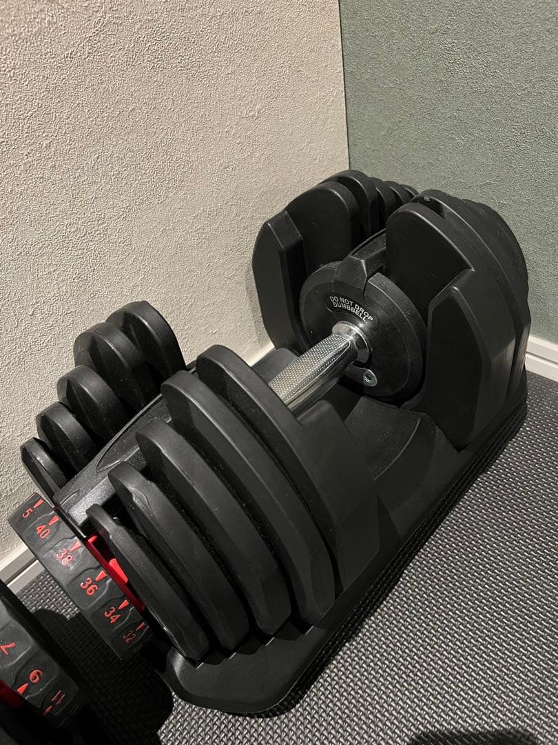 送料込 ダンベル 可変式 40kg AnYoker 1つ目