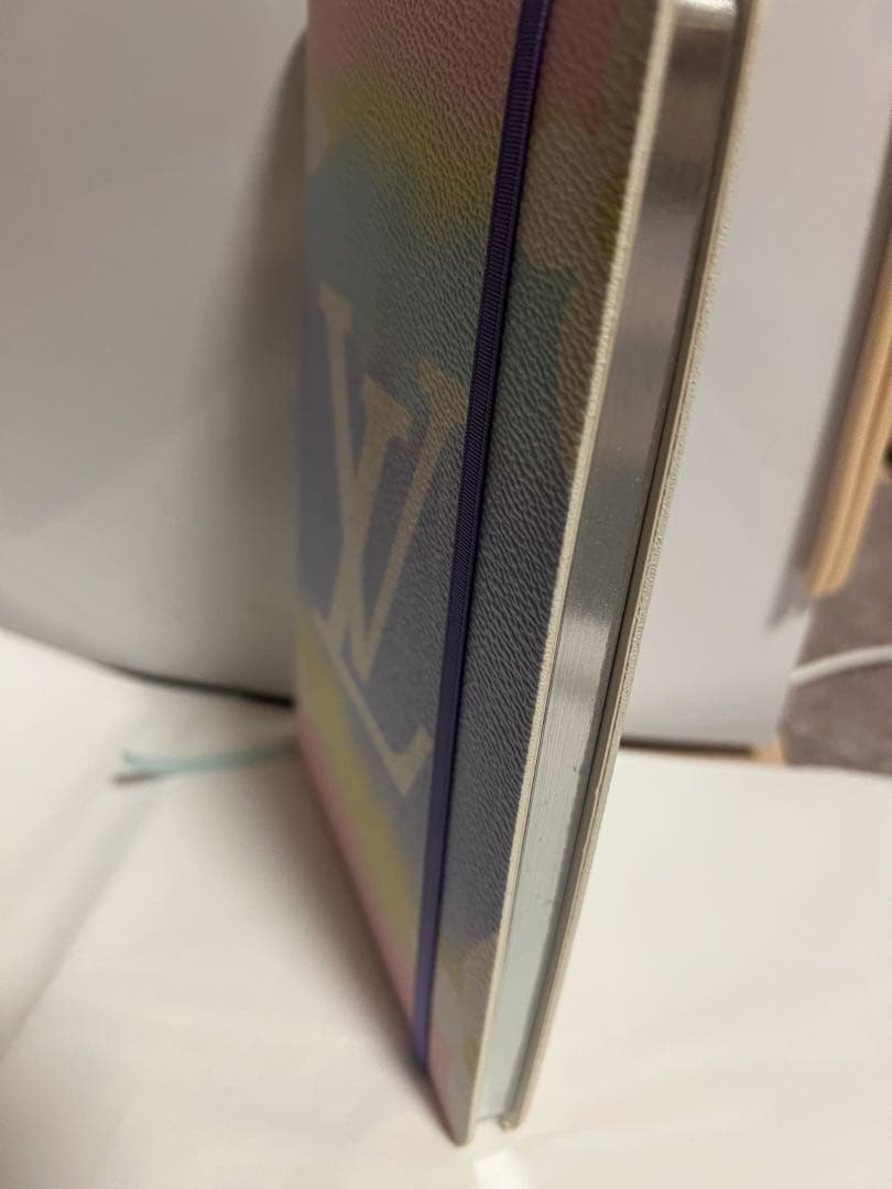 Louis Vuitton グラデーションノート A5サイズ