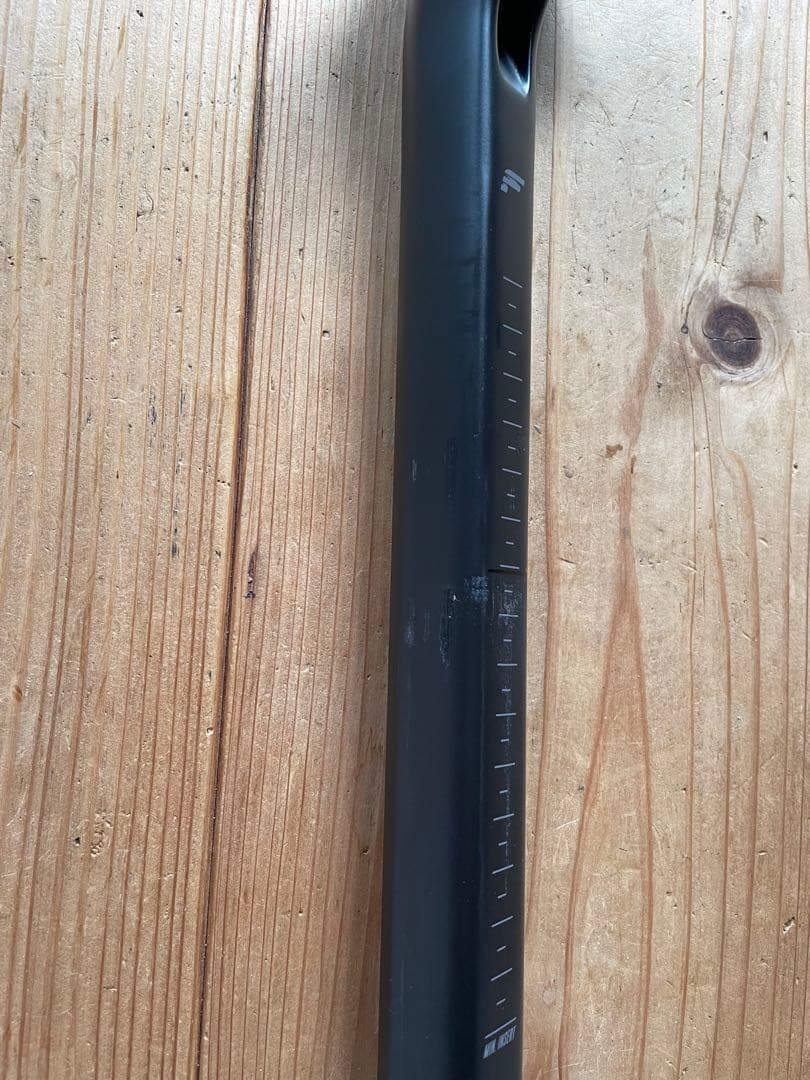 focus izalco max 9 カーボン　シートポスト　フォーカス　純正