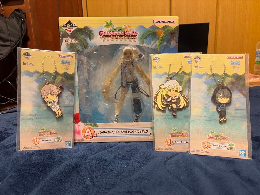一番くじfgo A賞バーサーカー/アルトリアキャスターフィギュア　J賞おまけ付き