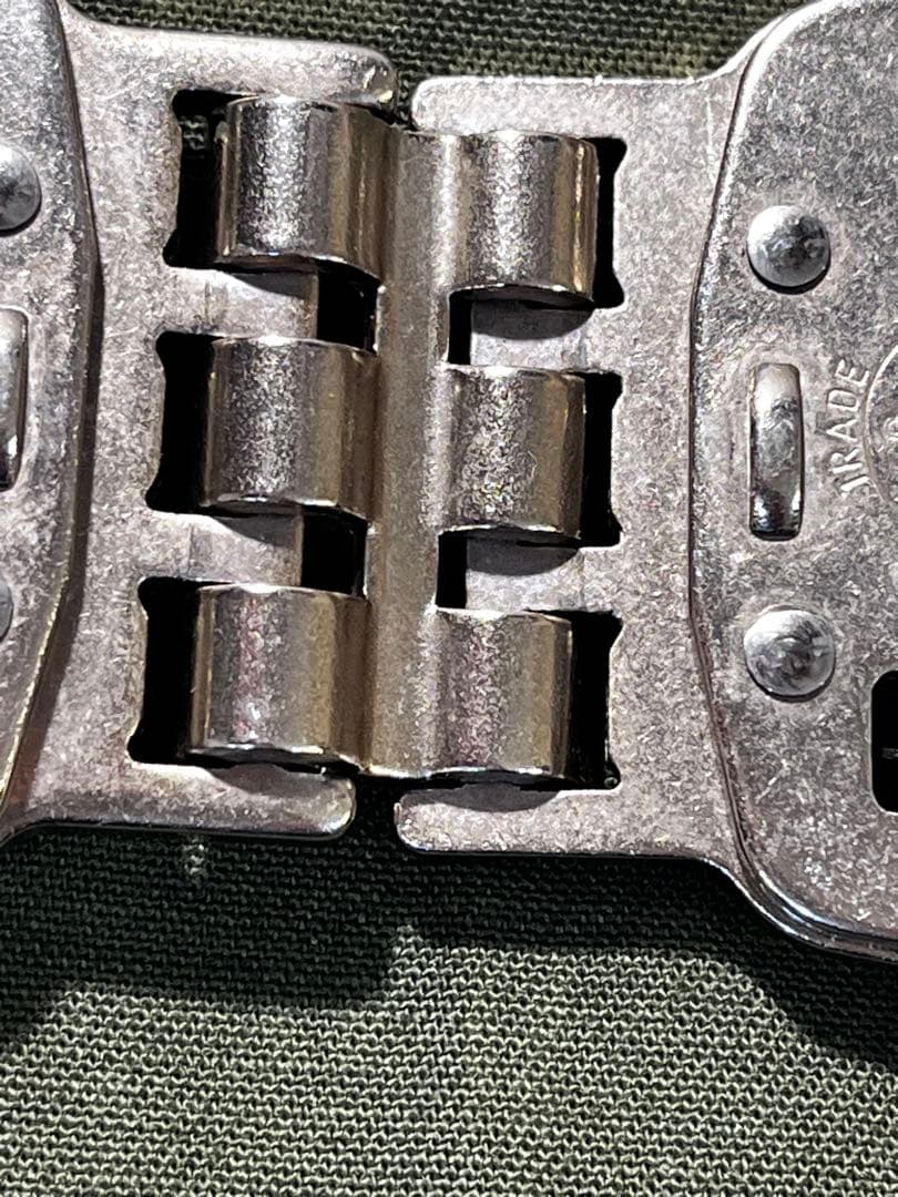 土日限定特価★米国製手錠 Smith & Wesson M300ー1