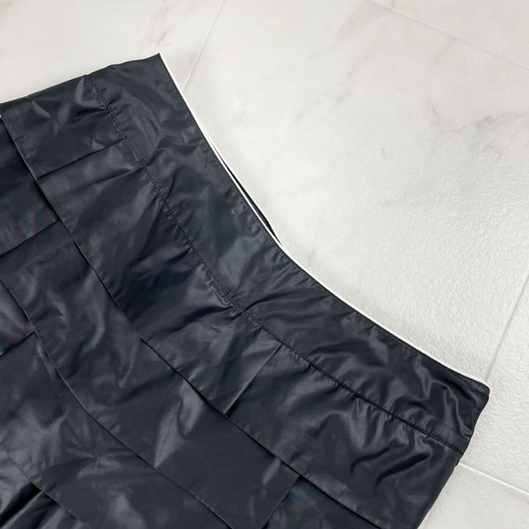 美品 archivio プリーツフリルショートパンツ 黒 サイズ40*CD817