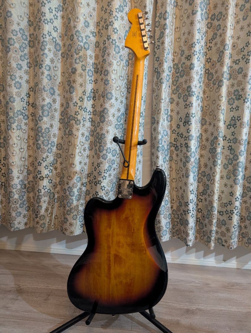 Squier　BASS VI スクワイア　ベースシックス