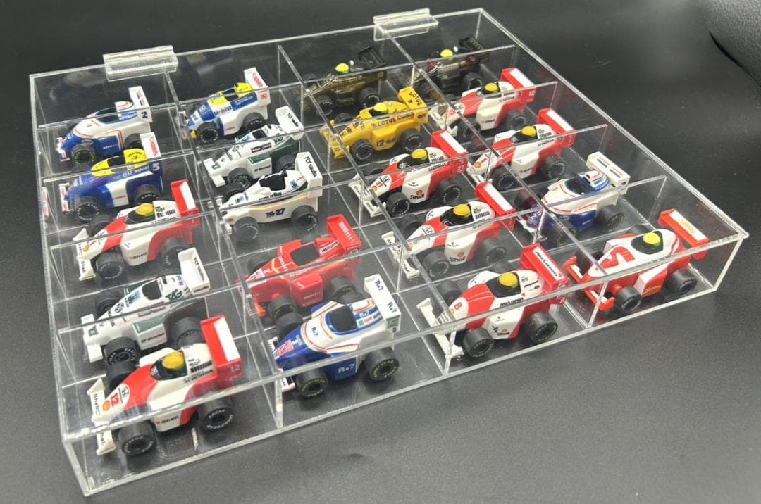 全コンプ・BOSSウィリアムズF1＆セナ財団公認プルバックカー ケース付き