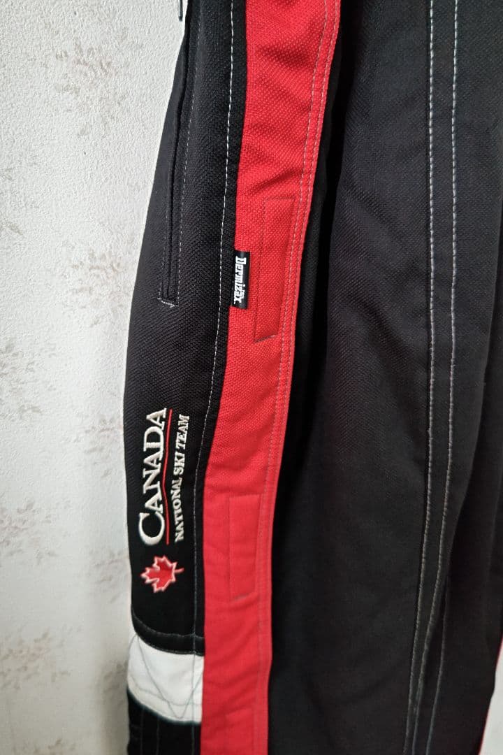 ☆DESCENTE カナダスキーチーム スキーウェア上下セット М☆