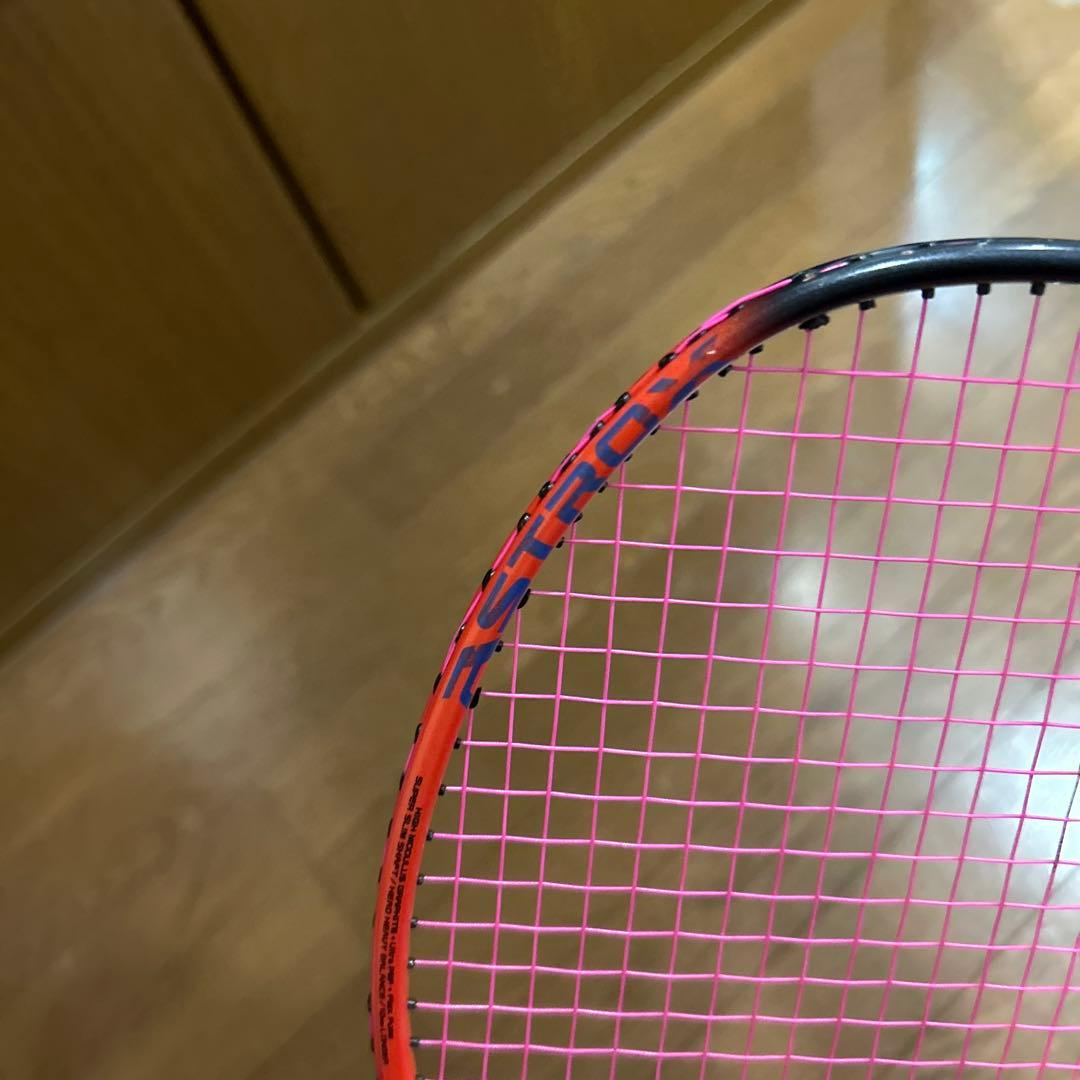 YONEXバドミントンラケットアストロクス77pro