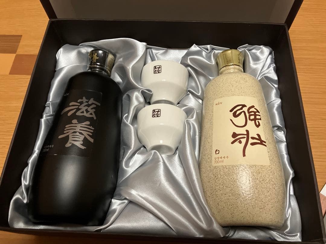 韓国 高級焼酎 ギフトセット 700ml×2本 盃付き 日本未流通