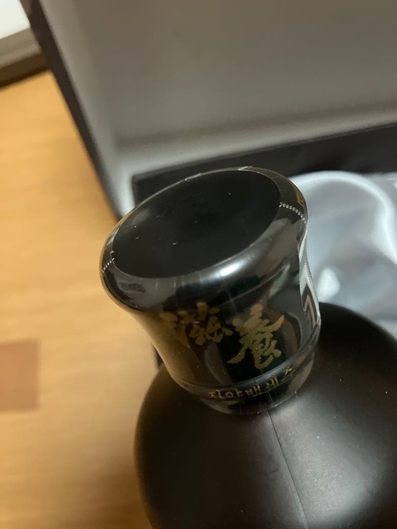 韓国 高級焼酎 ギフトセット 700ml×2本 盃付き 日本未流通