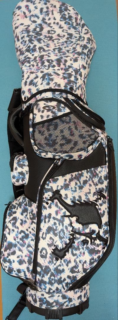 限定お値下げ！！オークリー　ゴルフバッグ・キャディバッグ