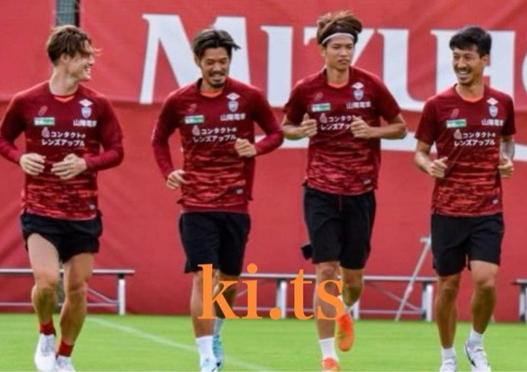 ヴィッセル神戸　2022練習着　トレーニングウェア　半袖　新品未使用