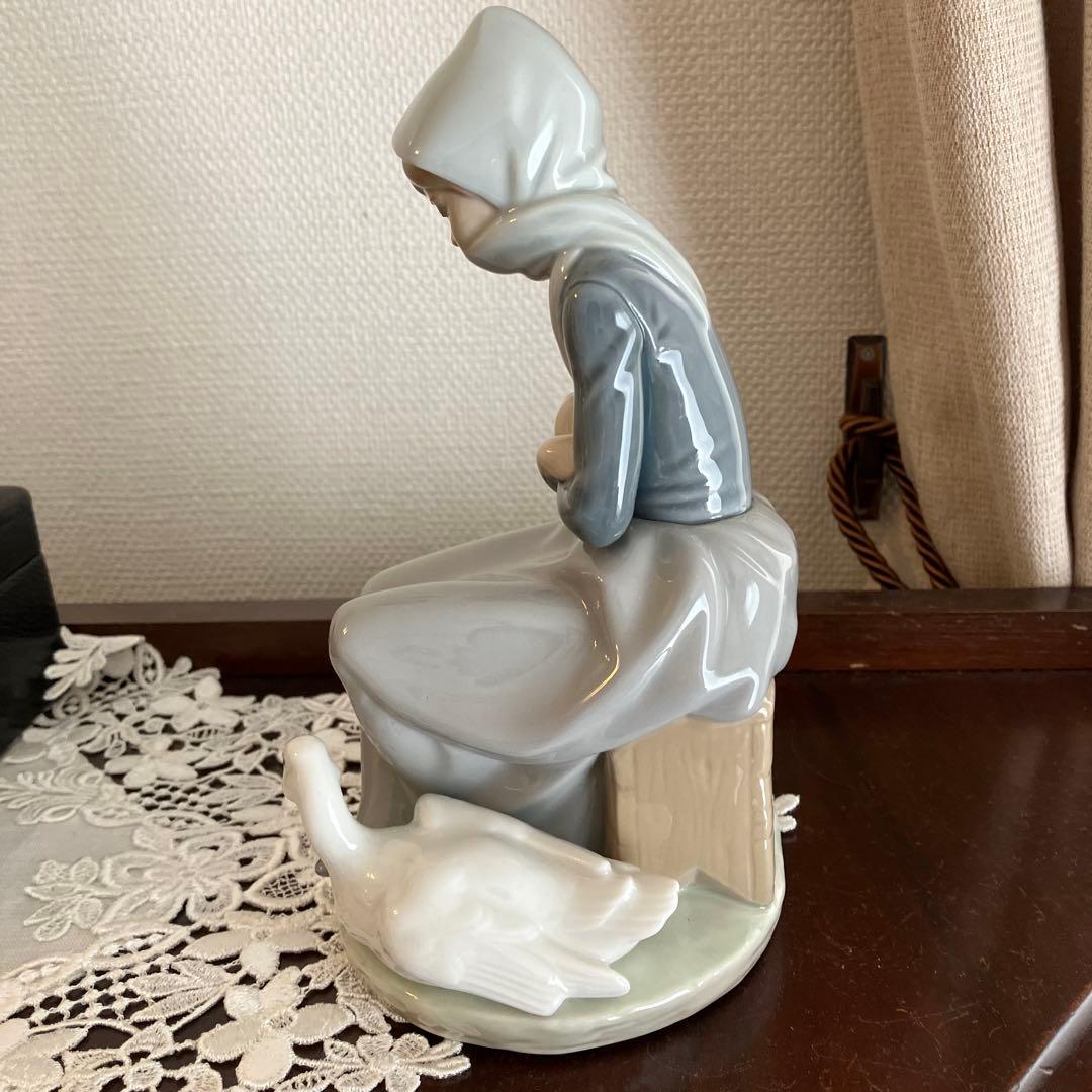 リヤドロ アヒルと少女