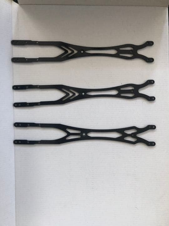 ヨコモ　DB5改　絶版のシャーシ　アッパーデッキ　おまけ付き