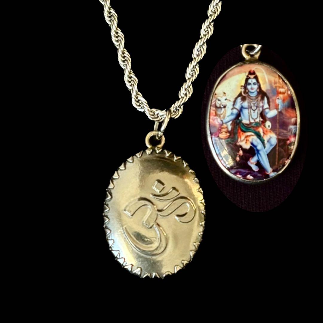 ＊週末価格＊　【完売品✴︎現品限り】藤井風さん　オームペンダント シヴァ⭐︎おまけ付