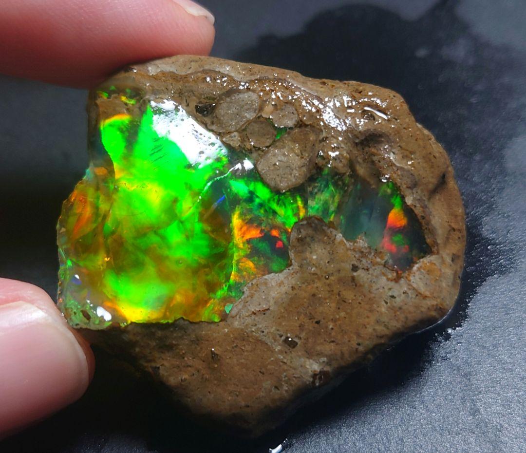 【90CT】エチオピア　オパール　原石　鉱物標本