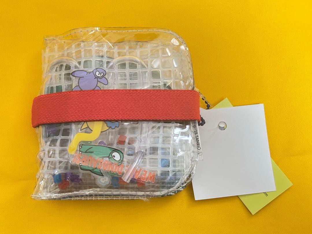 【値下げ】【新品】サンリオ　neo 財布(ダイナソアーズ) 伊勢丹