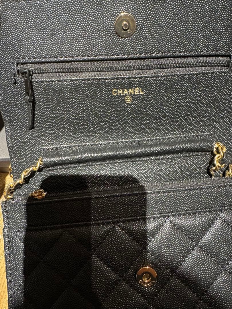 CHANEL ノベルティ　ショルダーバッグ　チェーンウォレット　キルティング